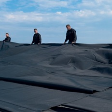 Etanchéité de la toiture : caractéristiques de la membrane synthétique