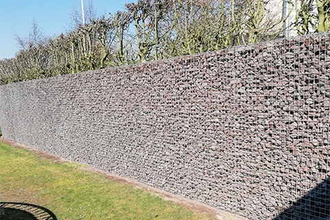 Isolation acoustique de jardin : mur-clôture antibruit Gabion Stonewall