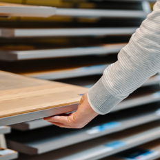 Comment bien choisir son revêtement de sol pour un intérieur de rêve ?